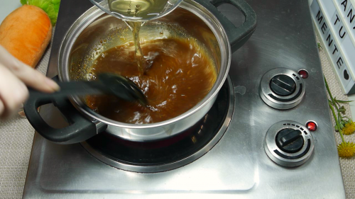 cómo hacer miel vegana o jarabe de diente de león