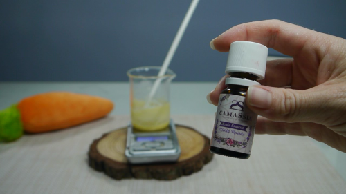 como hacer pintalabios de menta en casa