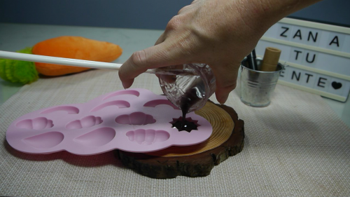 como hacer pintalabios de menta en casa